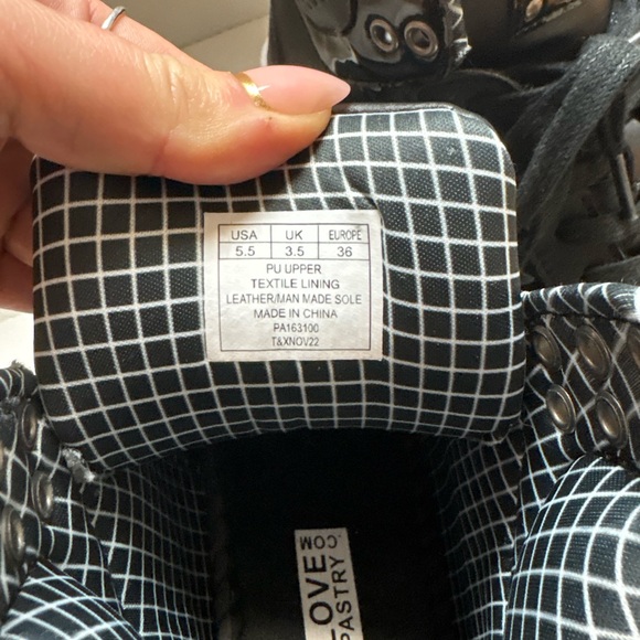 Hip-Hop girls dance sneakers Accepting ALL OFFERS - Picture 8 of 11